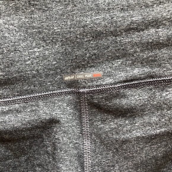 Aerie grey mesh leggings small - Picture 4 of 6